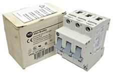 Allen Bradley 1492-SP3B050 /C Circuit Breaker 3-Pole 5A
