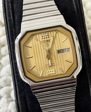 Vintage Seiko 5 Automatic Watch 17 Jewels Day Date Gold Dial Japan Made 7009