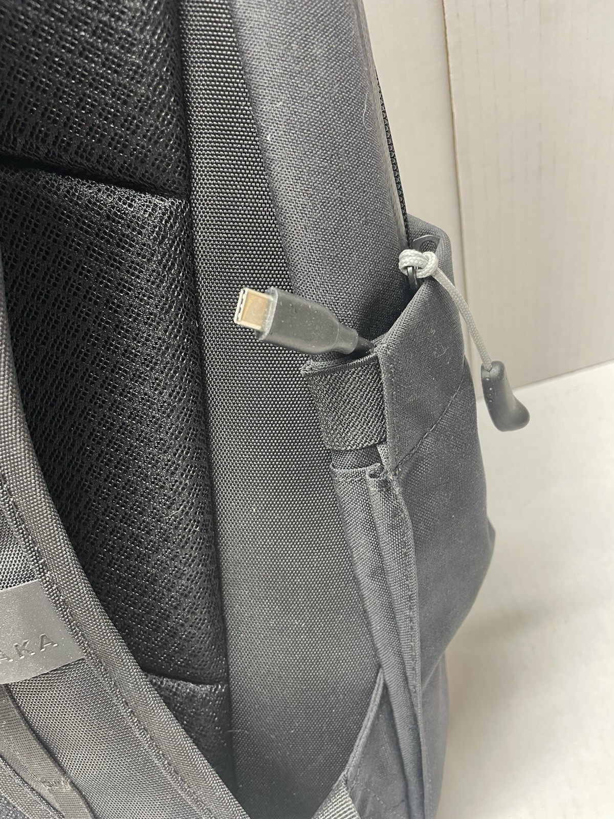 Alpaka Elements Pro Black Backpack EUC - image 6