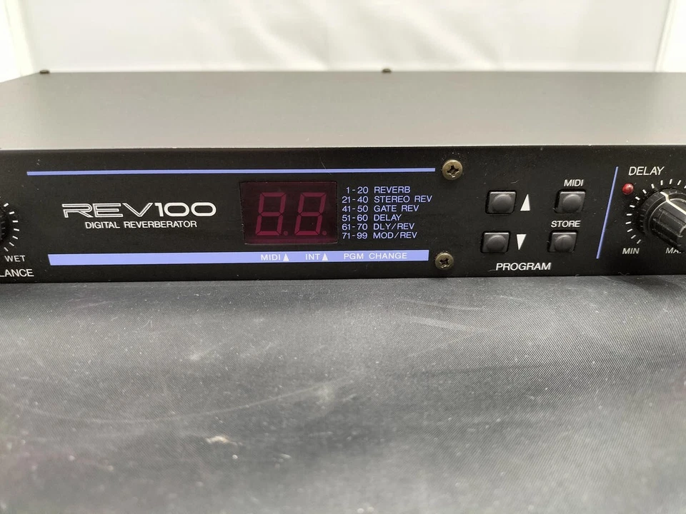 Yamaha REV100 - Digital Reverberator Effects Processor Used Free Shipping Japan - Image 3 of 4