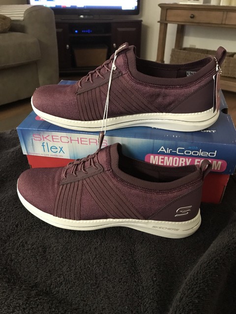 skechers maroon