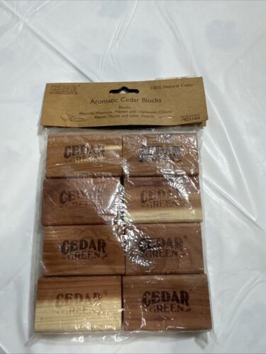 Aromatic Cedar Blocks Absorbs Unpleasant Odors Mildew Moisture Repels Moths