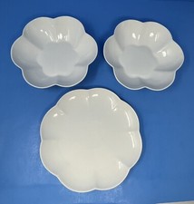 222 Fifth Serendra 2 Cereal Bowls 8" & 1 Salad Plate 9.25" White Scalloped