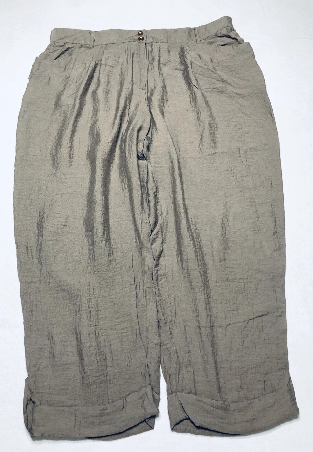Chicos 3 Pants Womens XL 16 Silky Cropped Pockets Wide Leg Capris Lagenlook
Opens in a new window or