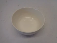 Qty = 14 pcs: 10 Sweese 1114 20oz Porcelin Bowls & 4 White Small Plates