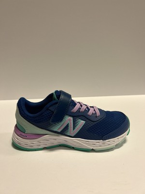 680v8 Running Shoe Size 12.5 M Big Kid 