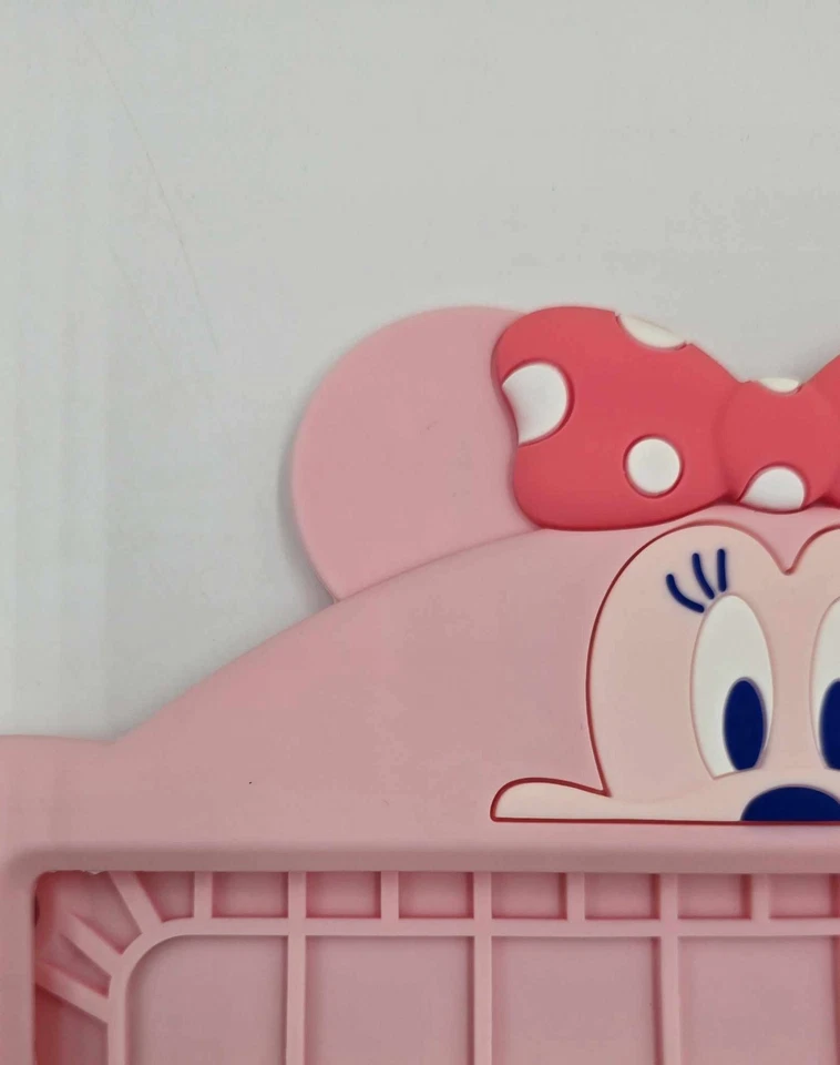 Minnie Mouse Tablet Case For iPad 10.2''screen W/ Screen Protectors + Lanyard - Image 3 of 4