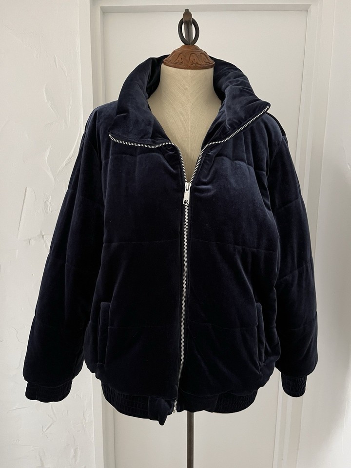 PIPER Ladies Jacket Size Large Navy Bomber  Velvet Fabric Padded Lining Warm