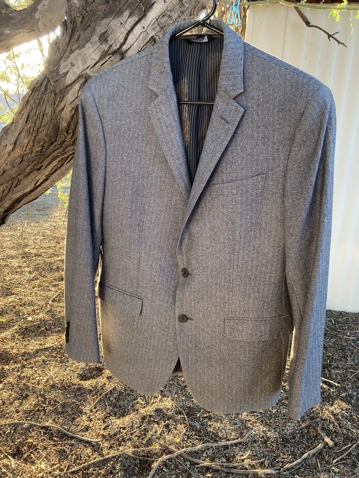 Banana Republic Mens Herringbone Tweed 2 Button Blazer Gray/Black 40S [347]