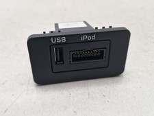 Land Rover Discovery 4 L319 Range Rover Vogue L322 USB iPOD Port AH2219C166AA