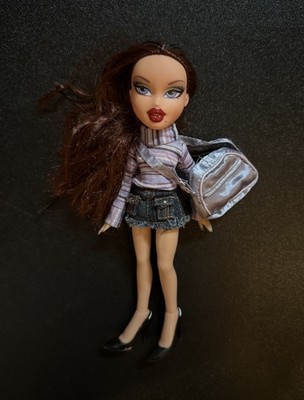 Vintage 2001 Bratz Doll MGA Dressed With Crossbody Purse