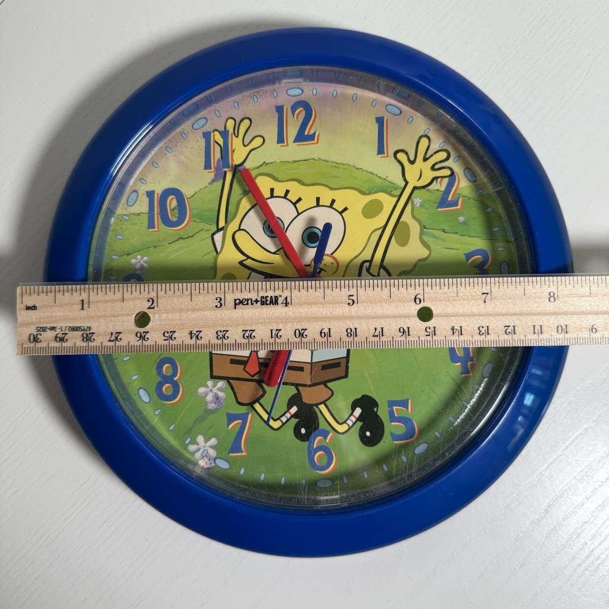 2004 Viacom Vintage SpongeBob SquarePants Wall Clock Nickelodeon