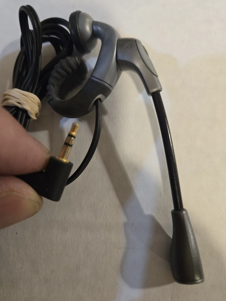 Plantronics MX153-N3 Earset Headset Over-Ear with Boom Mic 2.5mm Jack - Image 3 of 3