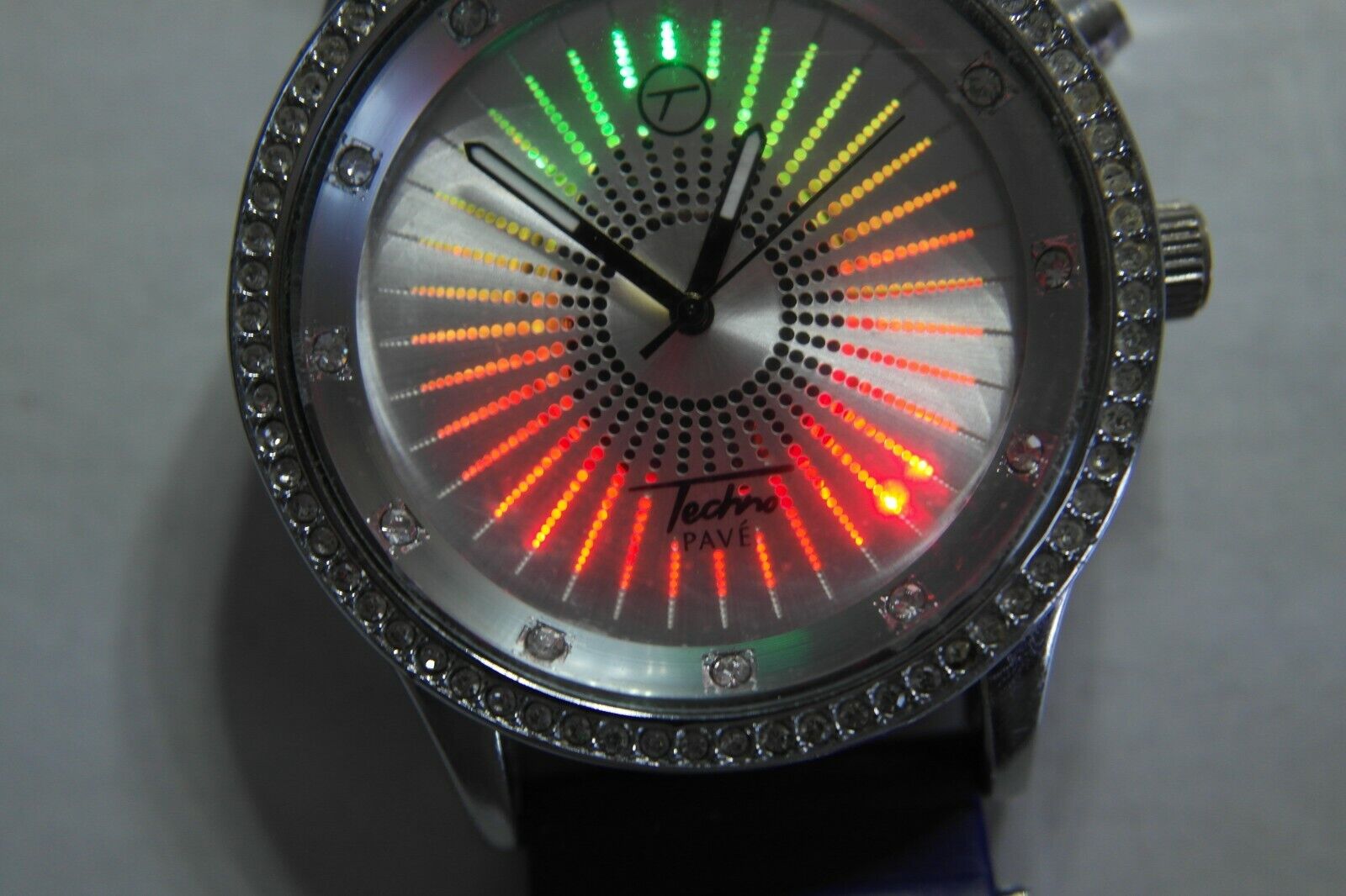 TECHNO PAVE 8368-7L Multi-Colored Lights Crystals Quartz Men's Wristwatch
