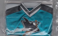 2006-07 Joe Thornton UD Upper Deck MINI JERSEY SEALED - San Jose Sharks