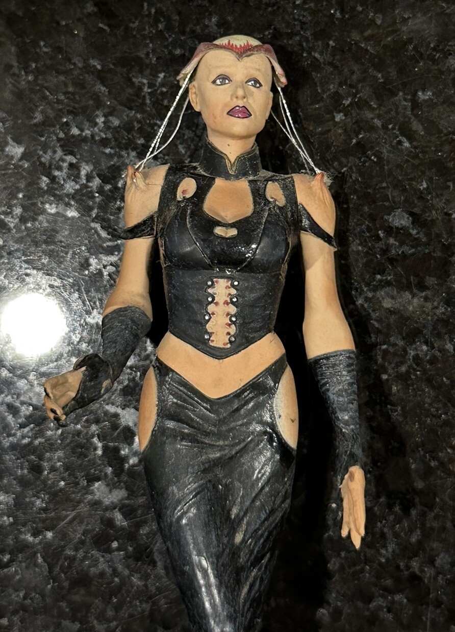 Picture 4 of 5