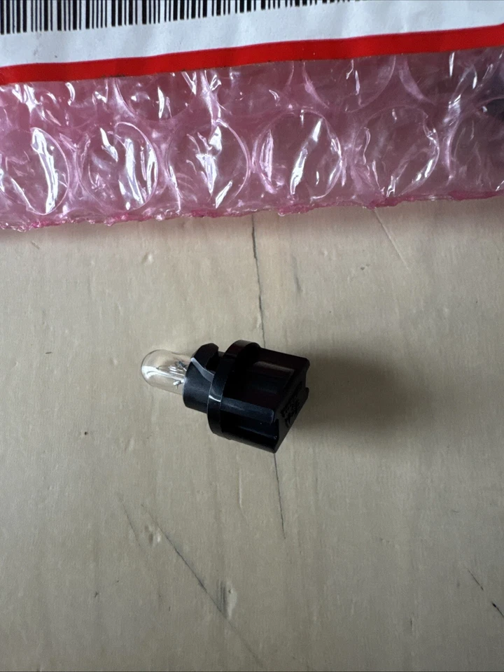 GENUINE HONDA SPEEDO BULB FOR CIVIC INTEGRA MOST MODELS | 35505-SA5-003 - Image 2 of 4