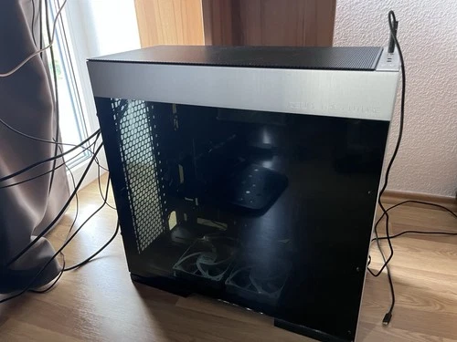 Gaming PC RTX 5070 FE