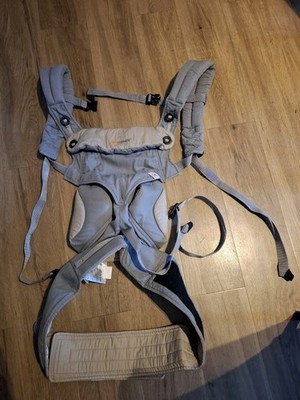 Babytrage Ergobaby 360 4 Position Grau carbon grey Taupe 5,5 bis 20 kg Neuwertig