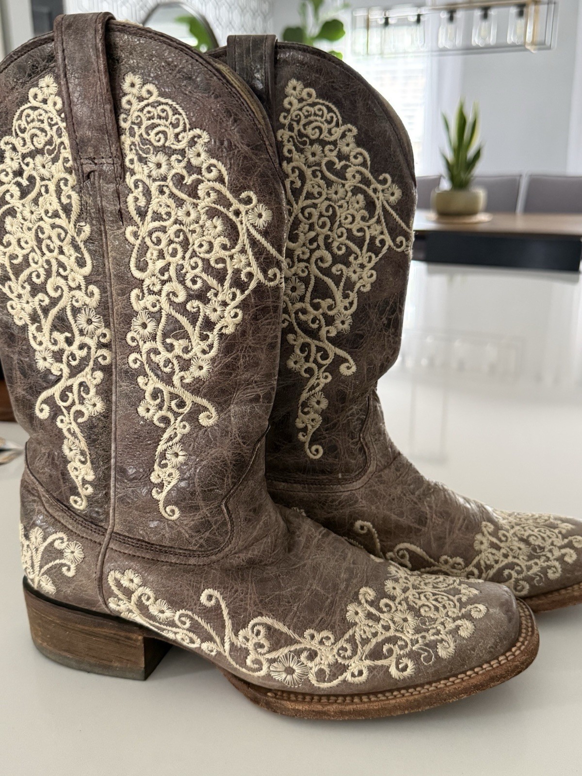 Corral Vintage Embroidered Womens Square Toe Cowb… - image 11