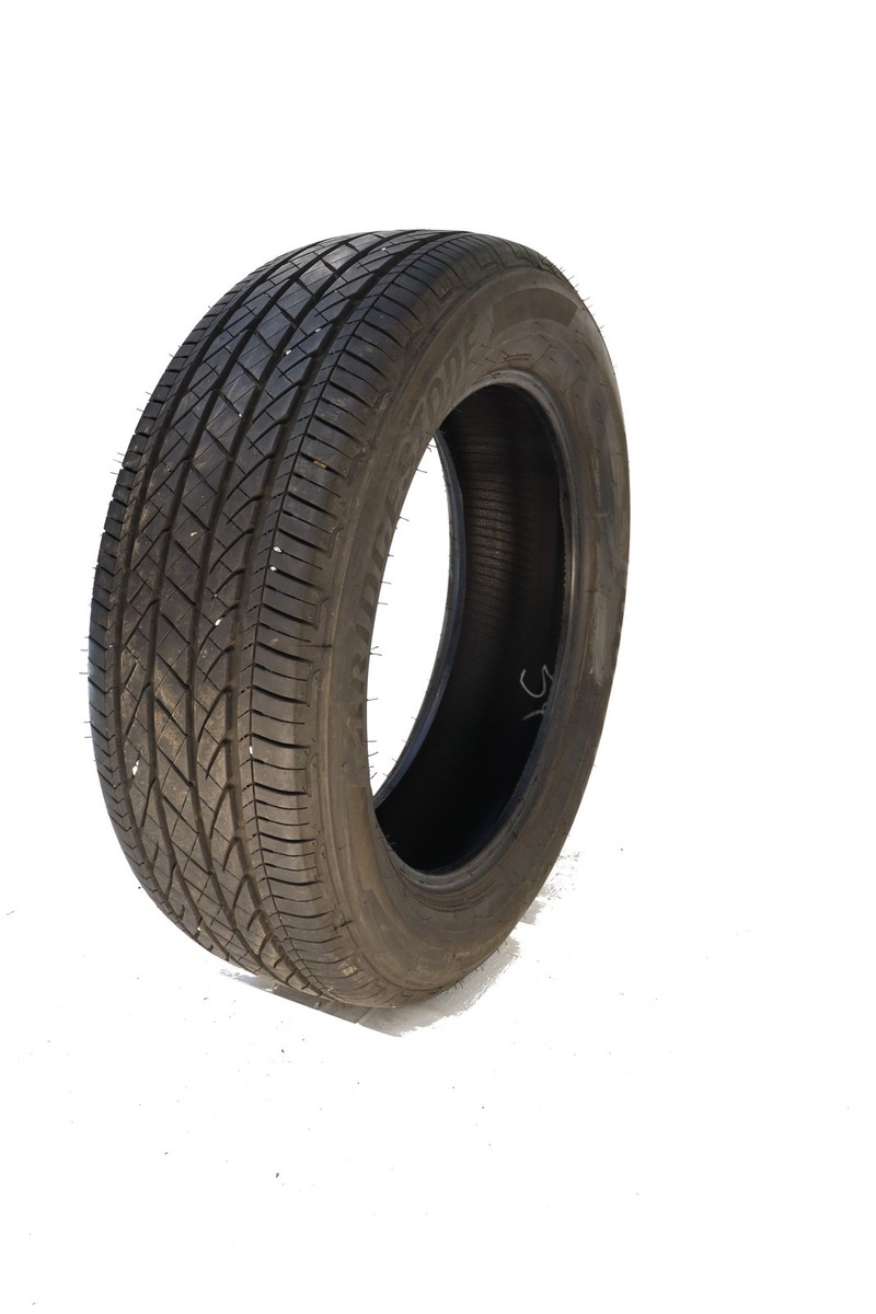 ブリジストン  DUELER　P265/60R18　109H　バリ山４本中古 Bridgestone Dueler H/T 840 All Season P265/60R18 109H Light Truck