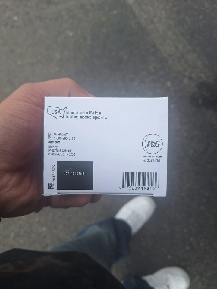 Olay Regenerist Retinol 24 Night Face Moisturizer - 1.7oz - Image 4 of 4