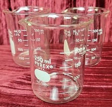 3X LOT NEW PYREX No. 1000 Glass 250ml Graduated Low Form Beaker STEM LAB POUR 