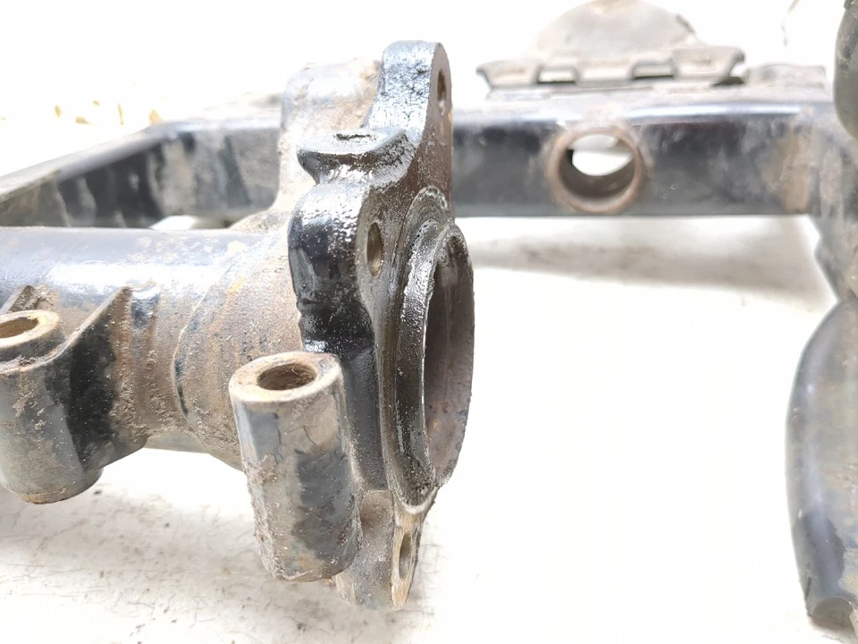 14 Honda TRX500 Foreman 500 Rear Wheel Swing Arm Frame - Image 2 of 4