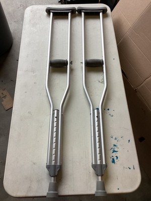 Medchoice Aluminum Push Button Adjustable Crutches **USED** From 5 2 to 5 10