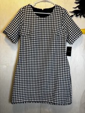 Tahari Women's Black And White Size 12