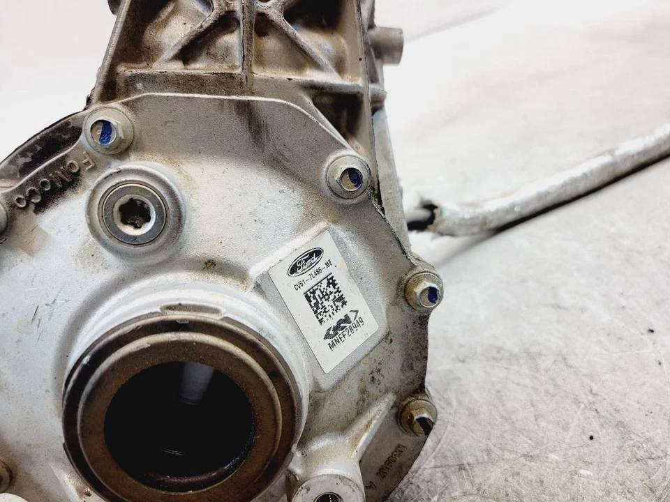 2014 2015 2016 2017 2018 2019 FORD ESCAPE 2.0L A/T FRONT TRANSFER CASE ASSEMBLY  - Image 3 of 4