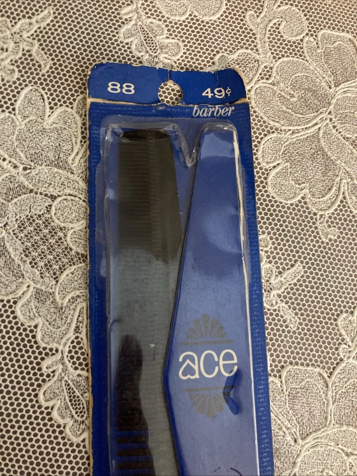 Peine de bolsillo de goma dura As genuino vintage nuevo de colección 7” negro #88 sellado EE. UU. NUEVO Foto 2 de 4