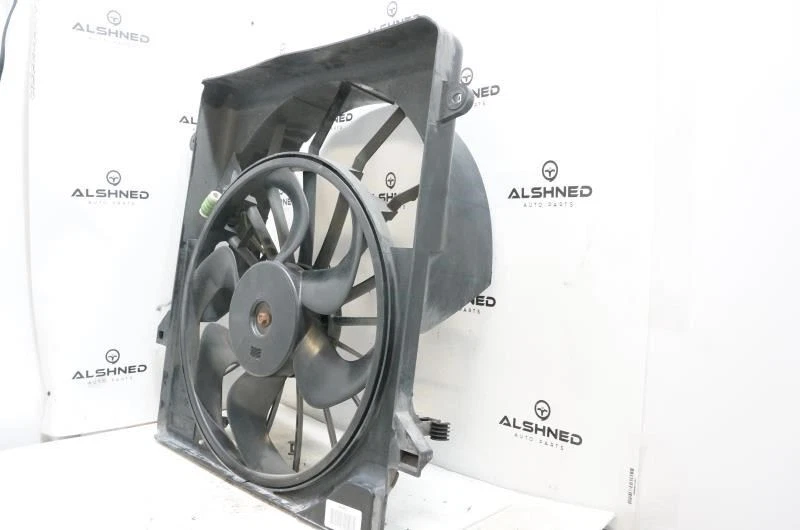 Conjunto de motor ventilador de refrigeração radiador Jeep Liberty 2008-2012 68033228AA fabricante de equipamento original - Imagem 2 de 4