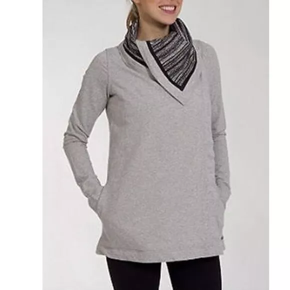 Lululemon heathered grey wrap up jacket - Agent Athletica