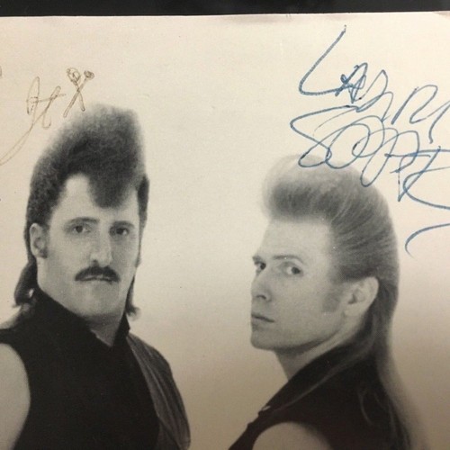 Foto firmata a mano banda CROMATICA originale membro line-up fotografia autografata - Foto 4 di 4
