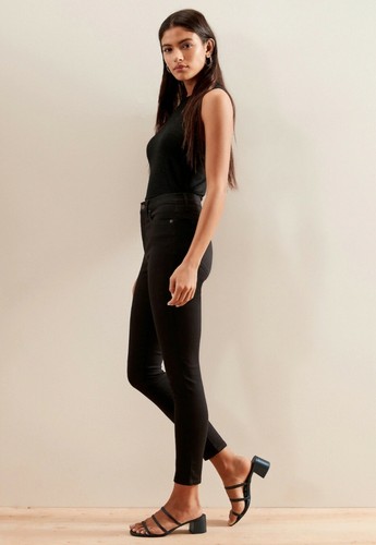 Jeans skinny Banana Republic Mid-Rise Zero Gravity Stay Color 29/8 CORTO RT$109 - Foto 2 di 5