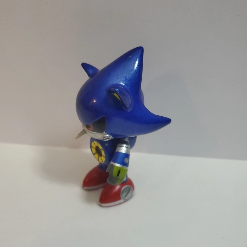 Minifigura de vinilo Kidrobot Sonic the Hedgehog: Metal Sonic 3" Foto 3 de 4