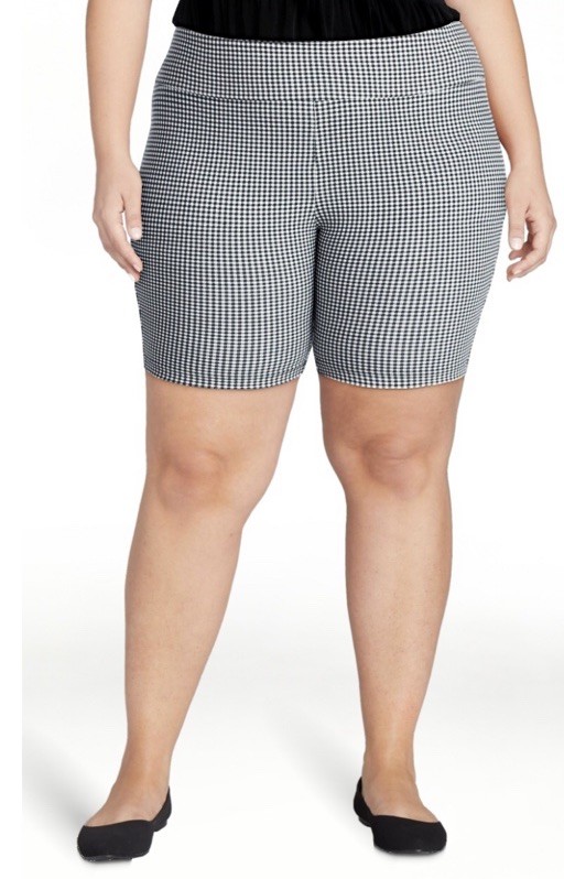 Terra And Sky Women’s Plus Black Gingham Bike Shorts Size 1X NWT