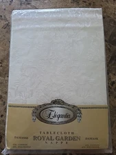 Elegantia Elrene Royal Garden Damask Fabric Tablecloth 60" x 120" NOS