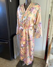 Vintage Victoria  s Secret Gold Label Floral Satin Robe Peach Lace Belt 80s 90s