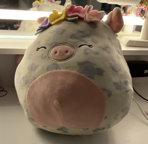 Squishmallows Cow Plush Floral Crown White Gray Pink Washable Medium SQCR01470