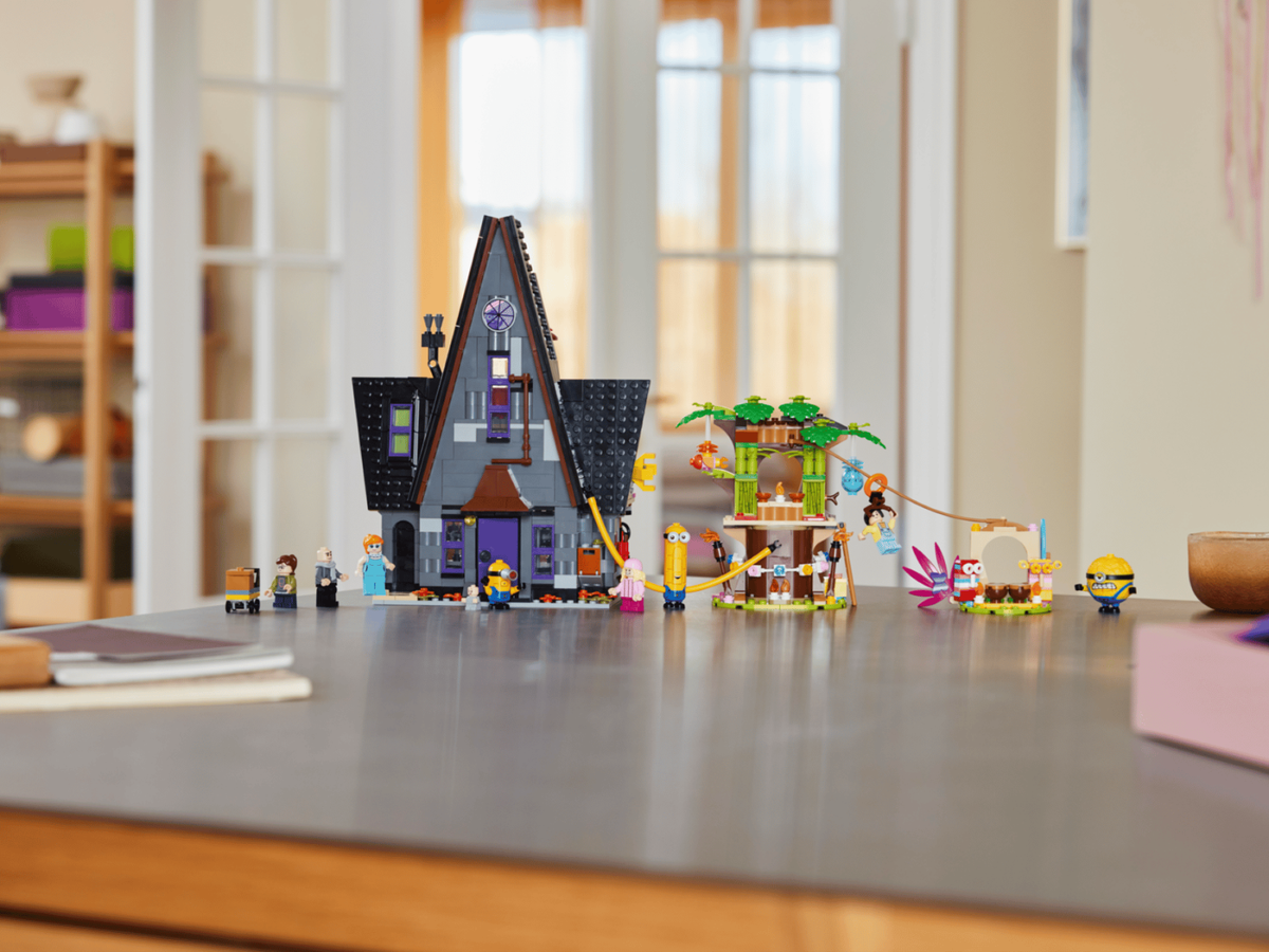 🏡 LEGO 75583 Despicable Me Minions and Gru's Family Mansion