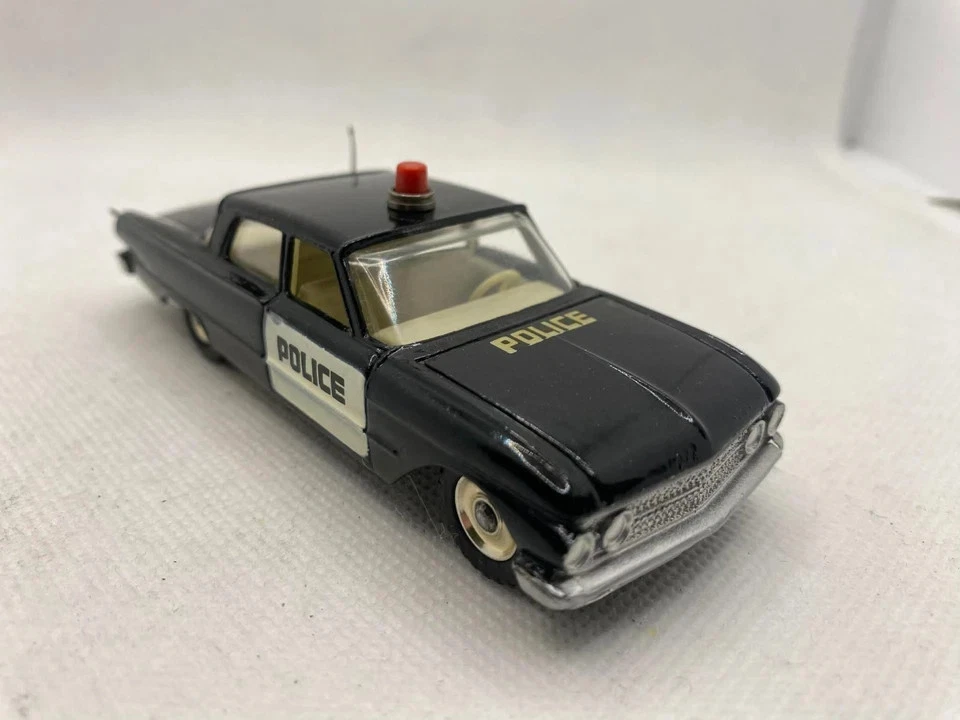 DINKY TOYS FORD FAIRLANE POLICE - Photo 2/4