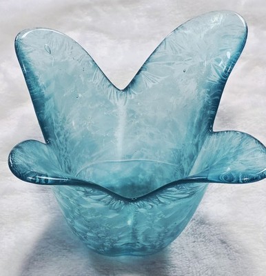 Vintage aqua blue tulip flower shape glass vase made Spain etched petal votive