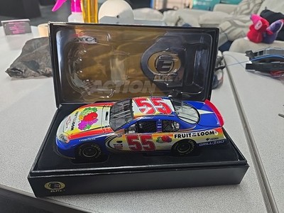 Robby Gordon #7 Fruit of the Loom Monte Carlo 2005  1:24 Scale elite