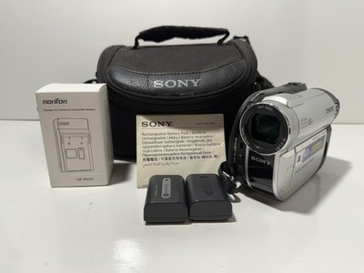 Sony DCR-DVD610 Hybrid Camcorder DVD Recorder - 40× Zoom Case,Charger,2 Battery