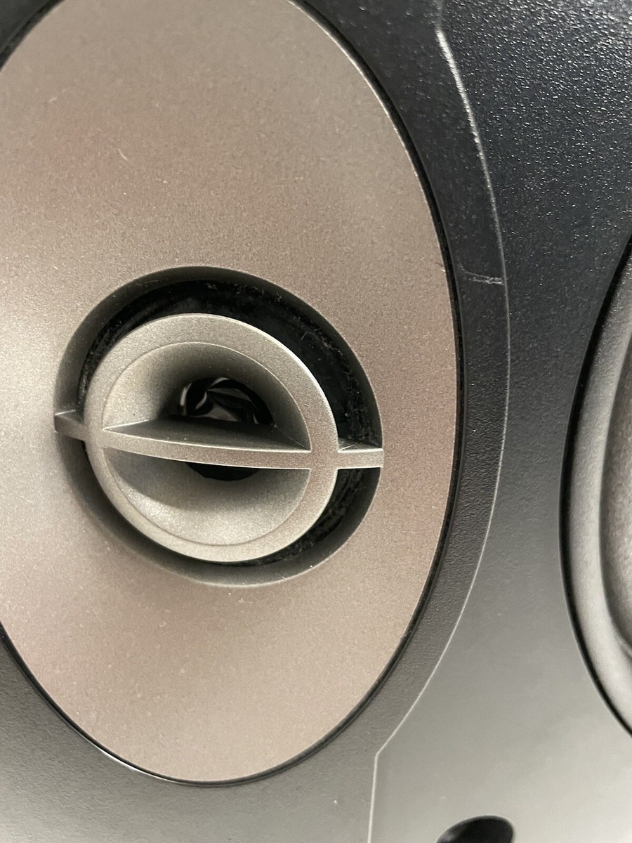 Bose 301 V Series Bookshelf Speaker Pair Right Speaker Bose 301 V Series Bookshelf Speaker Pair Right Speaker