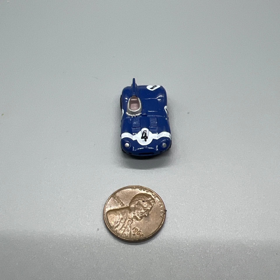Micro Machines - #9 Endurance Racing #17 Blue Jaguar D Type 1999 - Image 2 of 4