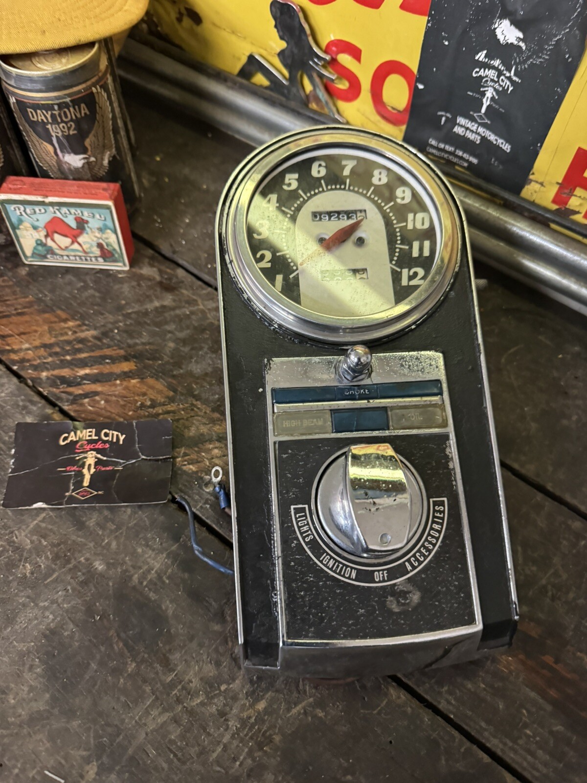 Harley Shovelhead FLH FL Repop Tombstone Speedometer w/ Housing Bracket