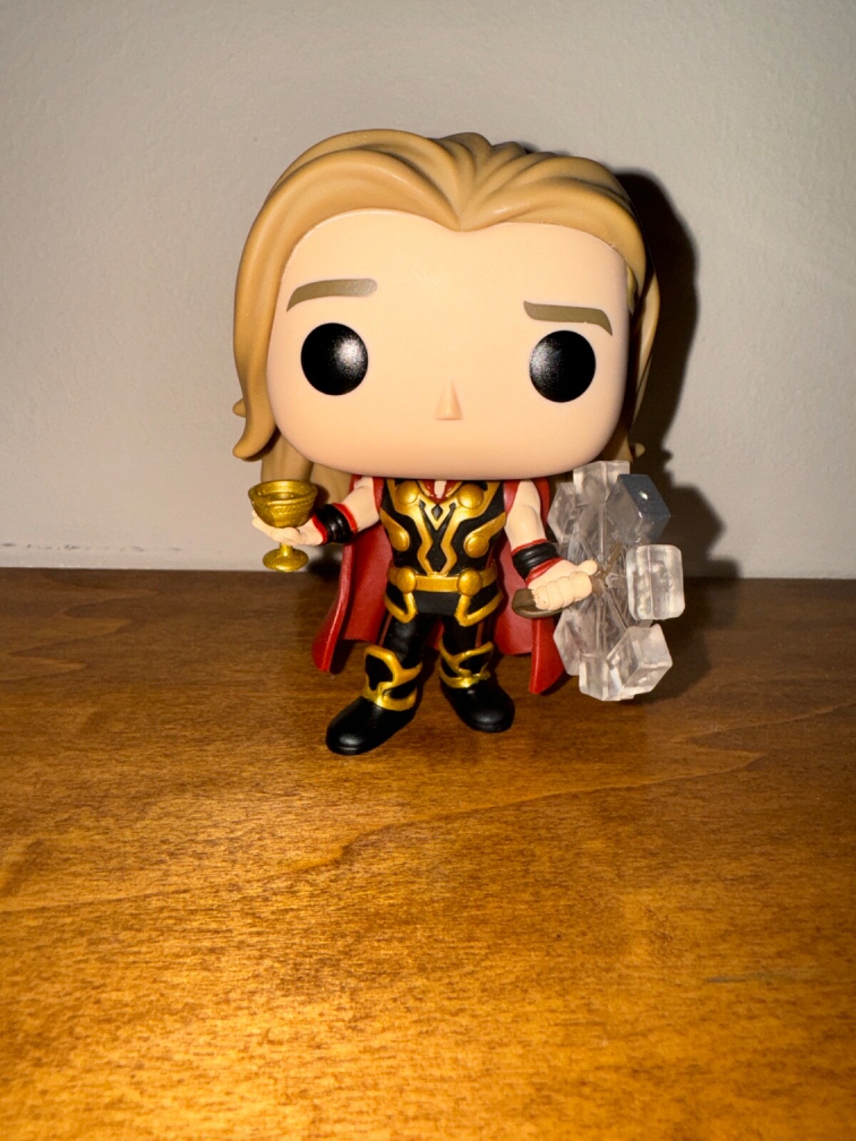 Funko Pop Mcu ¿Qué Pasaría Si...?: Party Thor #877 - Sin Caja - Exclusivo De Walmart